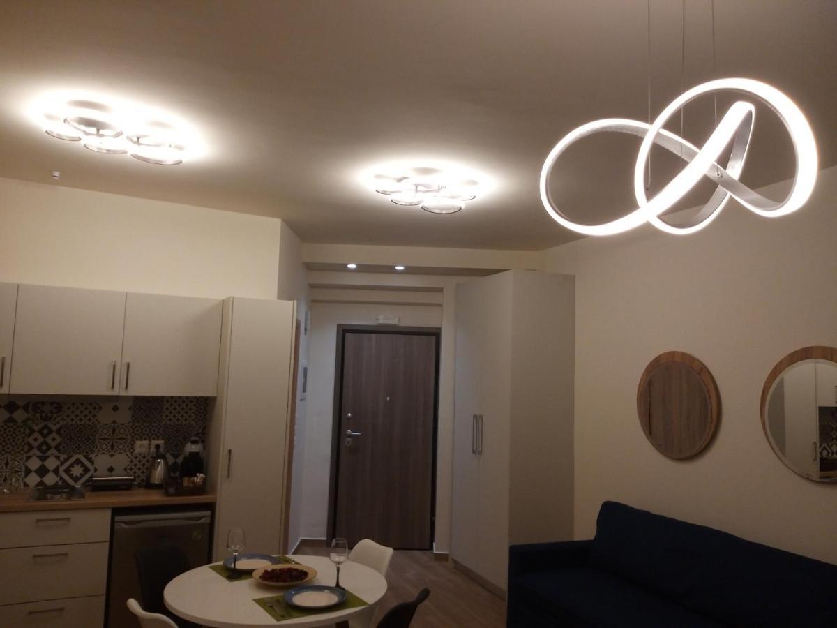Amazing Apartments @ Monastiraki Subway Station Athens Exterior photo